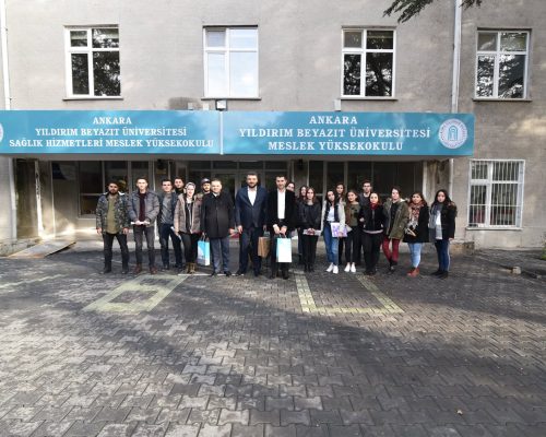 Öğrencilerimiz Sektör Temsilcileriyle Tecrübe Paylaşımında Buluştu